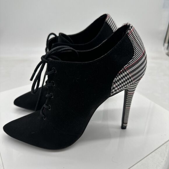 Just Fab Grover Black & Plaid  Print Heeled Ankle Boots Size 7 - Picture 1 of 7
